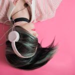 Girl Music Fashion Listen  - whoalice-moore / Pixabay