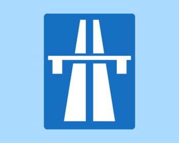 Motorway Beginning Sign Autobahn  - kreatikar / Pixabay