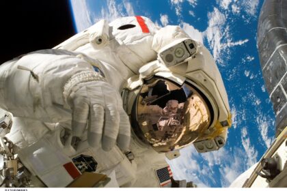 astronaut, space suit, space, universe, galaxy, outer space, space travel, astronautics, astronomy, cosmonaut, astronaut suit, space walk, astronaut, astronaut, astronaut, astronaut, space, space, space, space, space