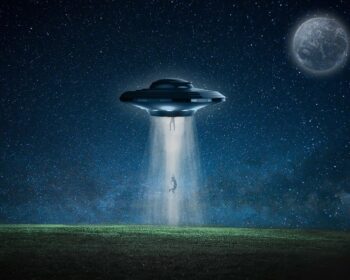 spaceship, spacescraft, alien, abduction, galaxy, moon, space, universe, fantasy, science, star, cosmos, night, stars, spaceship, spaceship, alien, alien, alien, alien, galaxy, moon, space, space, space, space, space, universe